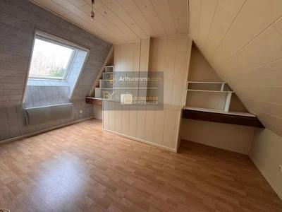 Maison - 181 m² - 7 pièces