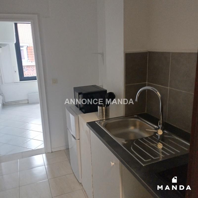 Studio - 30 m² - 1 pièce