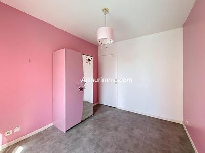 Appartement - 80 m² - 4 pièces