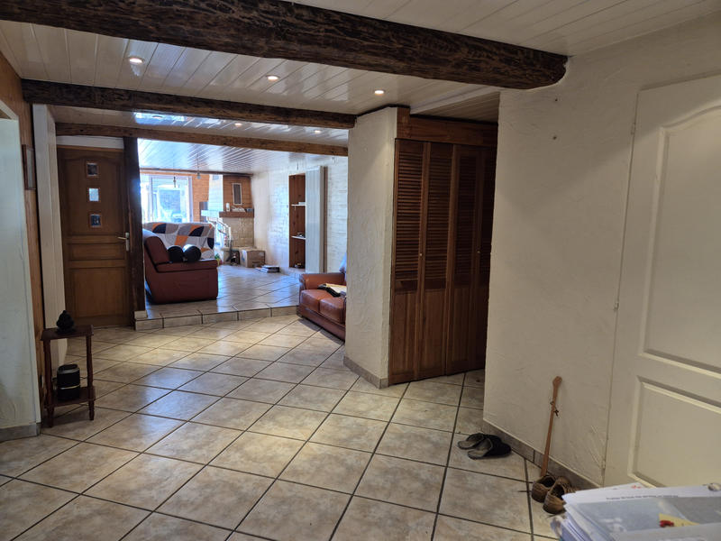 Maison - 200 m² - 10 pièces