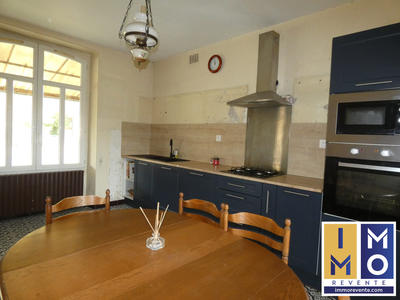 Maison ancienne - 168 m² - 10 pièces