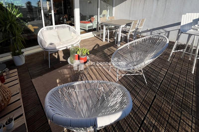 Appartement - 90 m² - 4 pièces