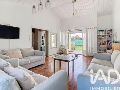 Maison - 96 m² - 6 pièces