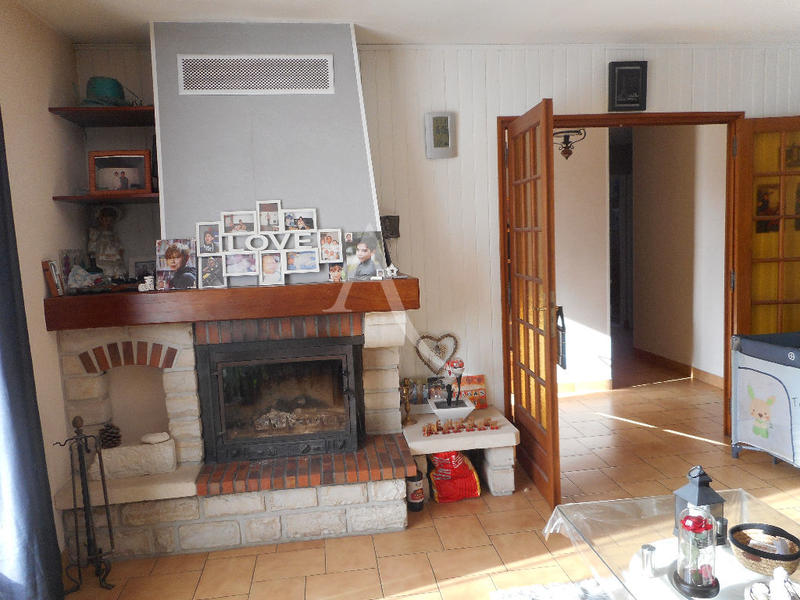 Maison - 93 m² - 5 pièces