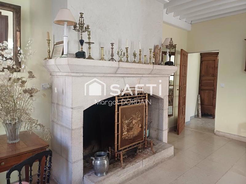 Maison de maîtres - 457 m² - 11 pièces