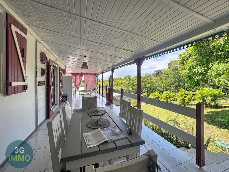 Maison - 92 m² - 4 pièces