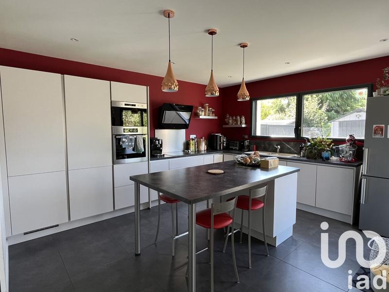 Maison - 190 m² - 7 pièces