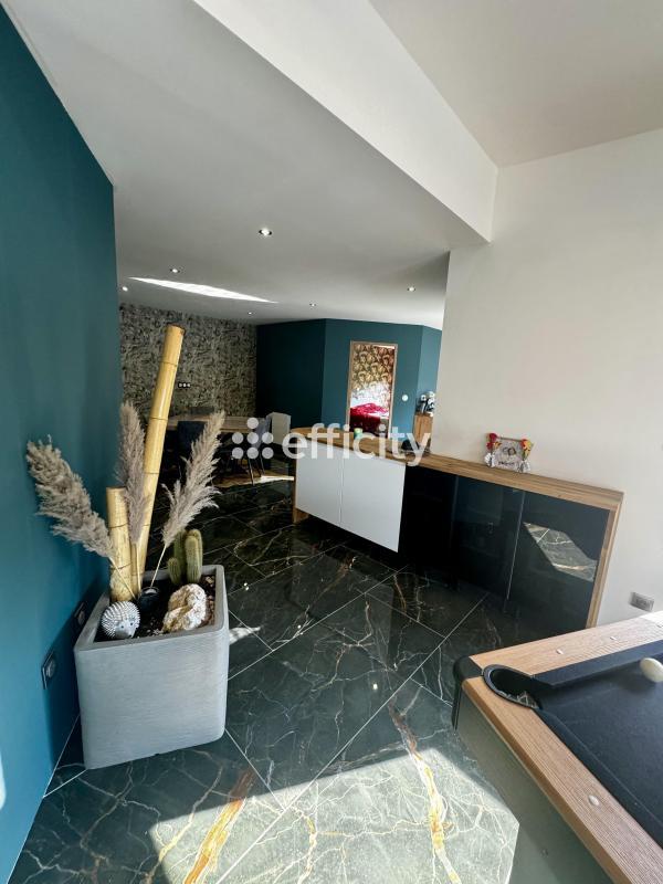 Maison - 90 m² - 3 pièces