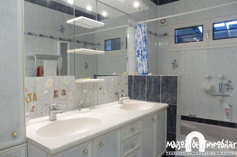 Maison - 80 m² - 3 pièces