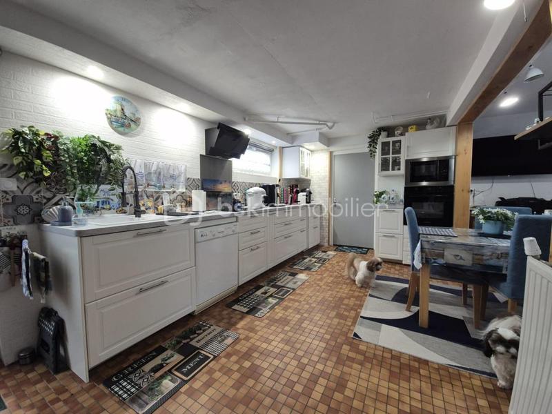 Maison traditionnelle - 111 m² - 6 pièces