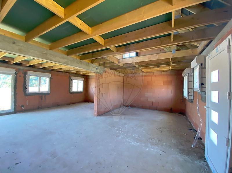 Maison - 99 m² - 6 pièces