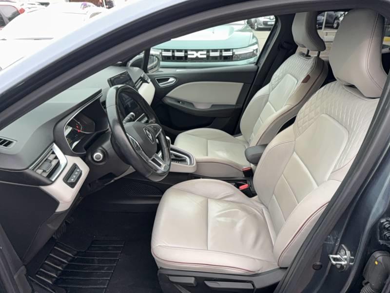 Renault Clio E-Tech 140 Initiale Paris