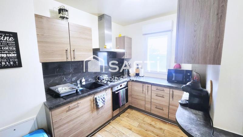 Maison - 94 m² - 5 pièces