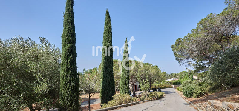 Villa - 320 m² - 8 pièces