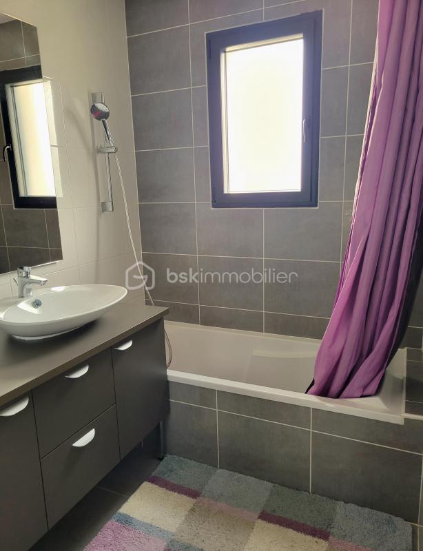 Maison - 165 m² - 6 pièces