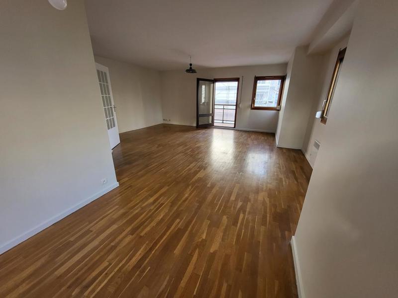 Appartement - 100 m² - 4 pièces