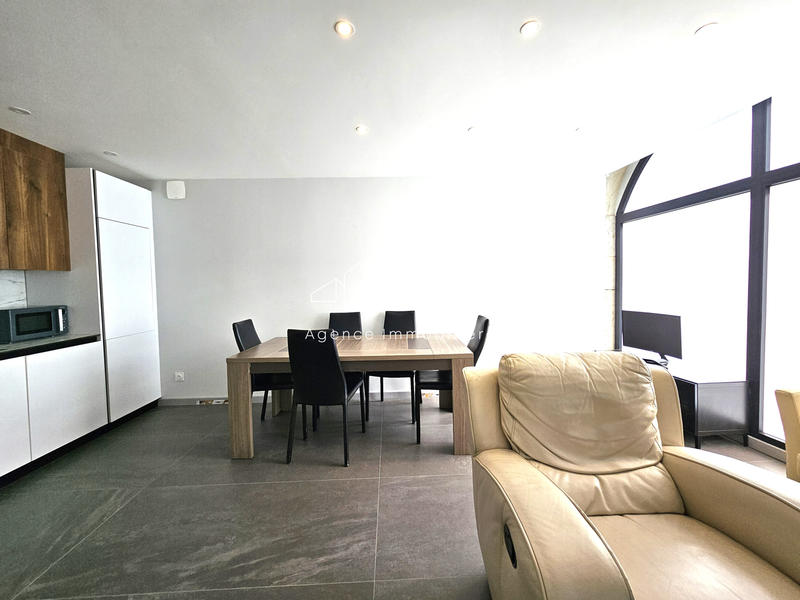 Maison - 103 m² - 4 pièces