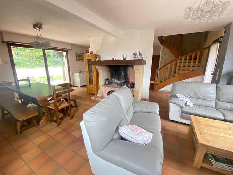 Maison - 127 m² - 6 pièces