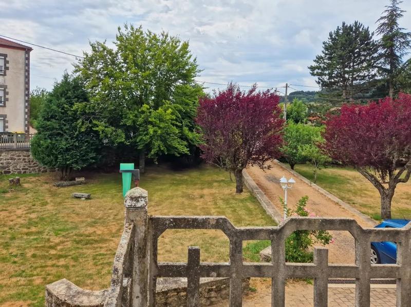 Maison - 226 m² - 9 pièces