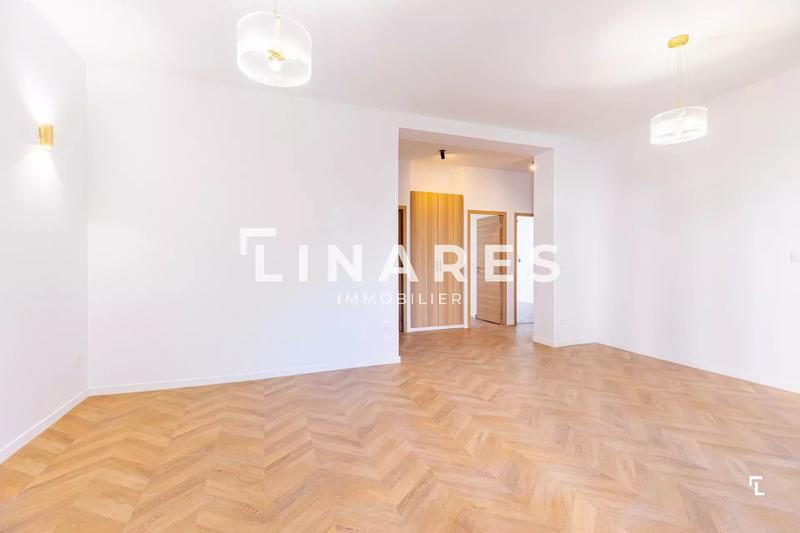Appartement - 82 m² - 4 pièces