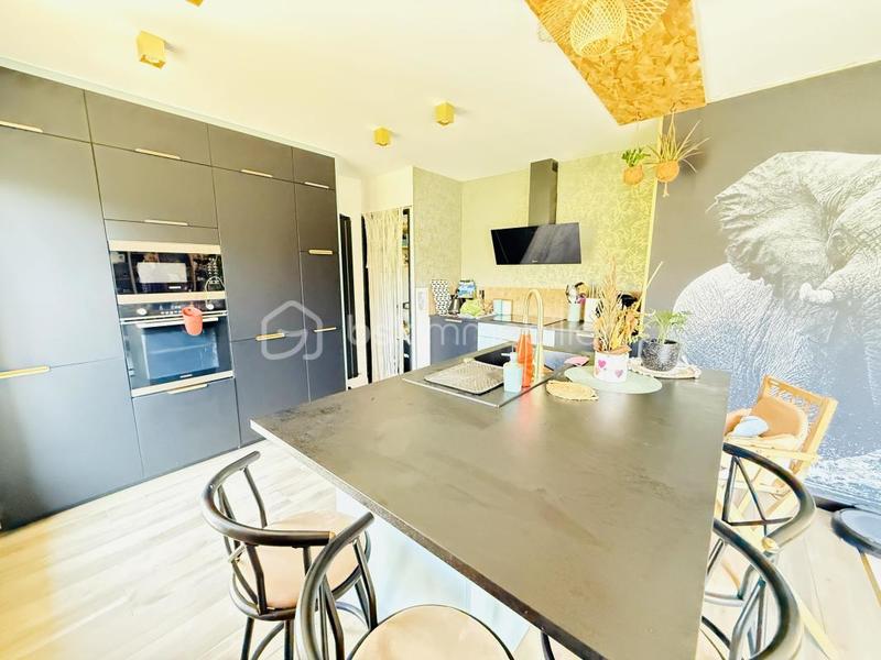 Maison - 130 m² - 7 pièces