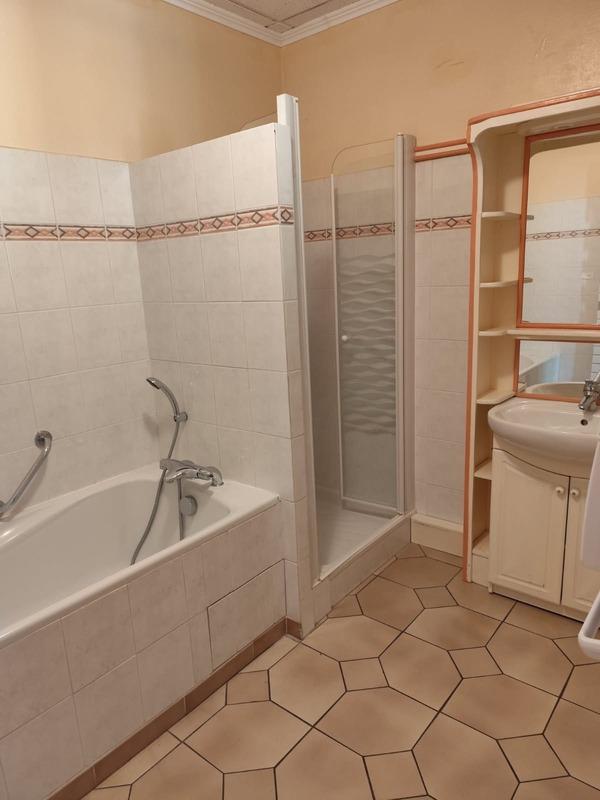 Immeuble - 228 m² - 8 pièces