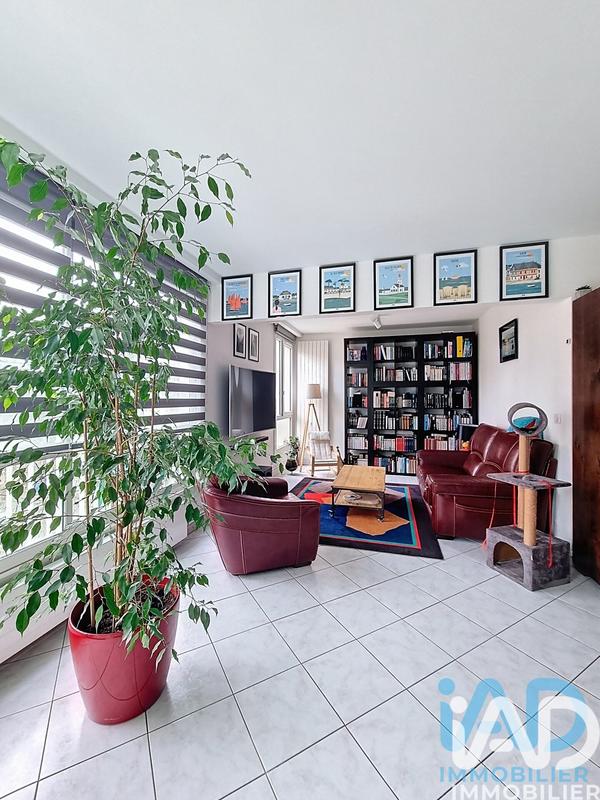 Appartement - 93 m² - 5 pièces