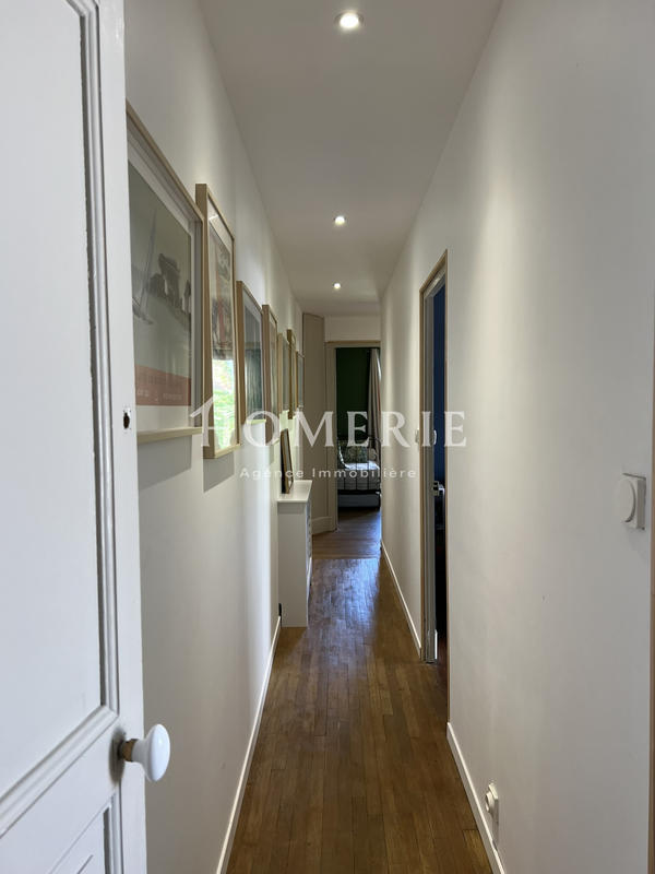 Maison - 193 m² - 8 pièces