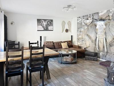 Maison de ville - 82 m² - 4 pièces