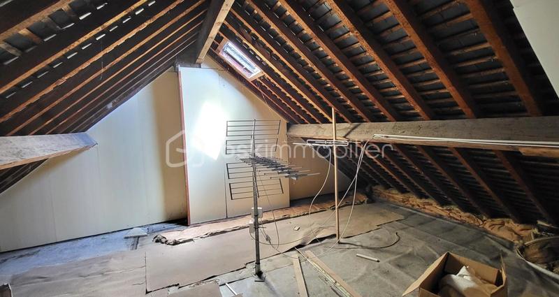 Appartement - 98 m² - 5 pièces