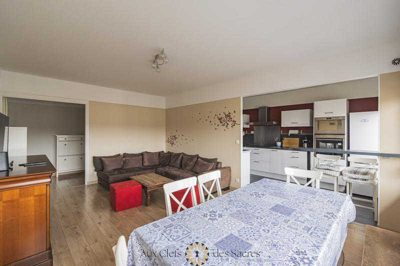 Appartement - 104 m² - 5 pièces