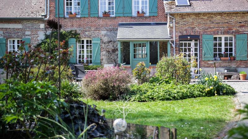 Moulin - 264 m² - 8 pièces