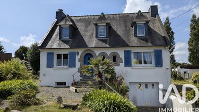 Maison - 122 m² - 5 pièces