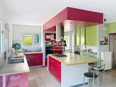 Maison - 135 m² - 6 pièces