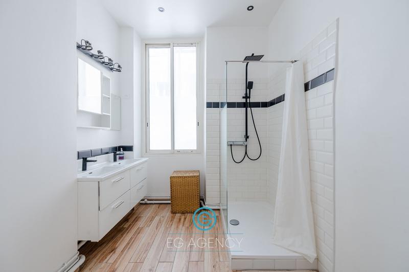 Appartement - 95 m² - 3 pièces