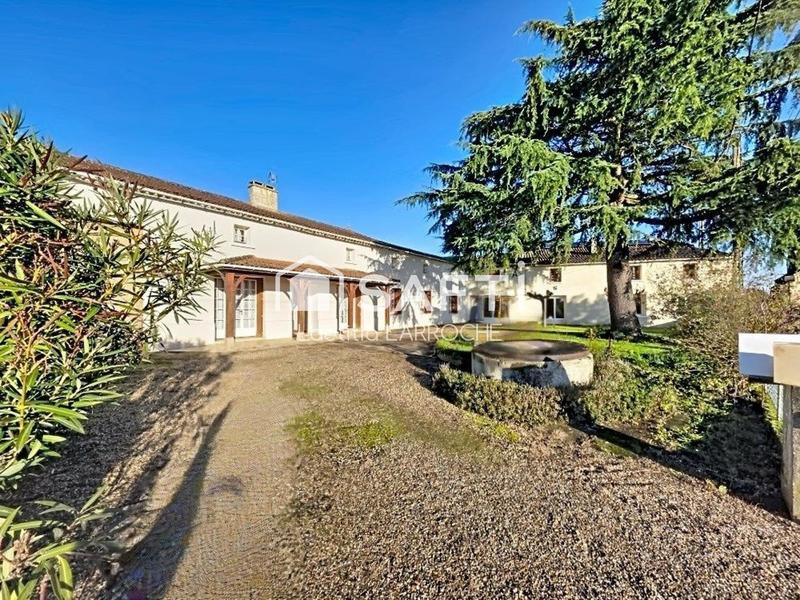 Maison - 225 m² - 10 pièces