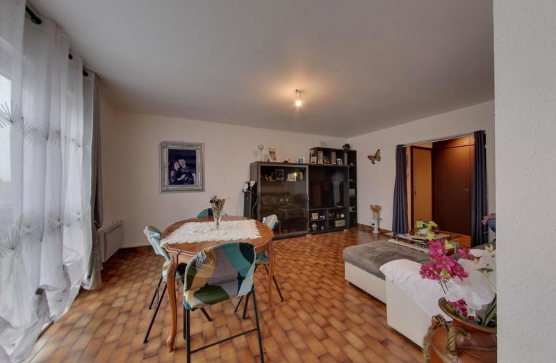 Appartement - 82 m² - 4 pièces