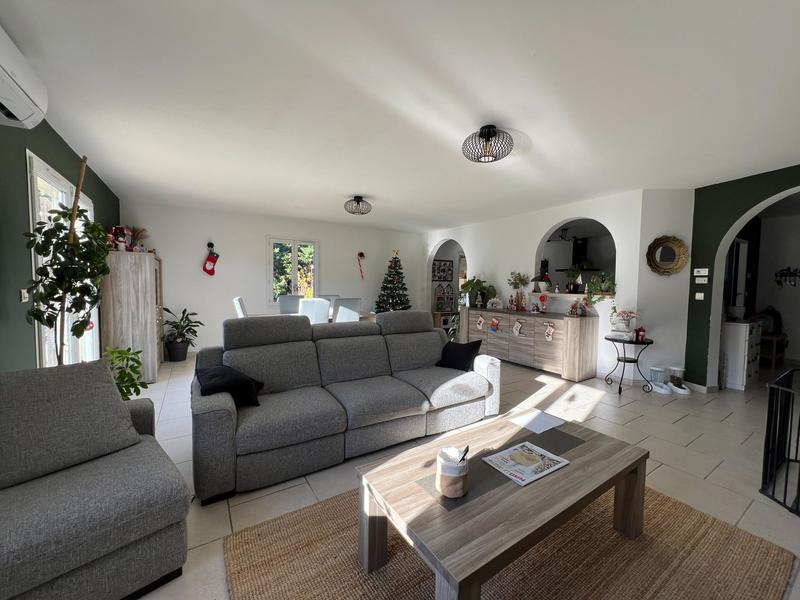 Maison - 152 m² - 5 pièces