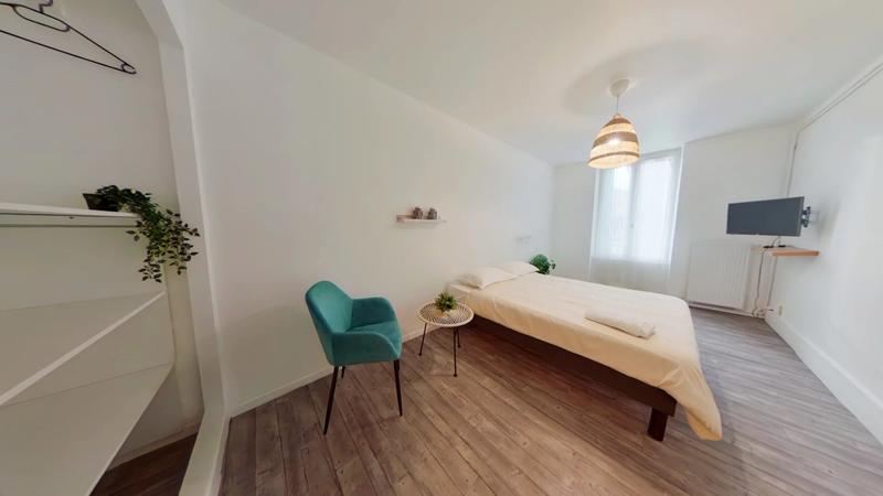 Appartement - 90 m² - 4 pièces