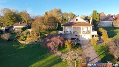 Maison - 146 m² - 7 pièces