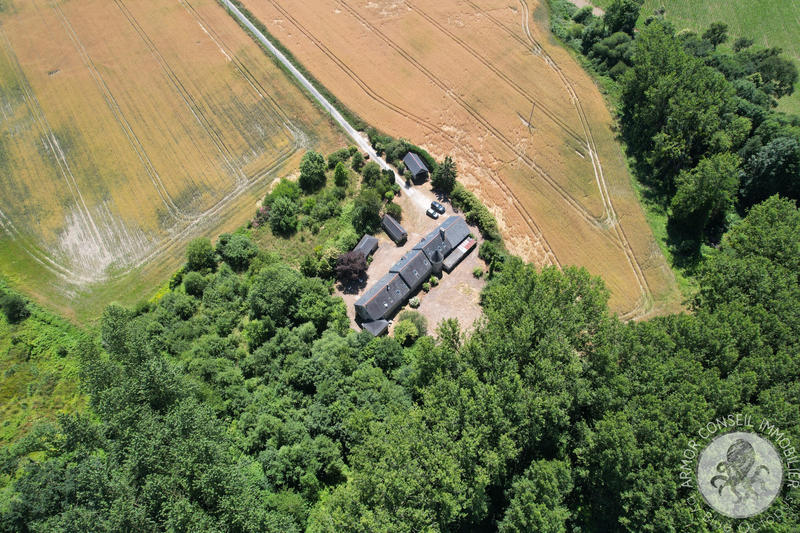 Maison - 146 m² - 8 pièces