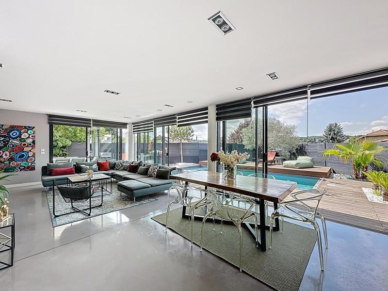 Maison - 140 m² - 5 pièces