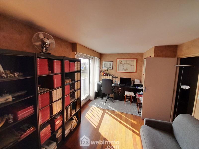 Appartement - 93 m² - 5 pièces