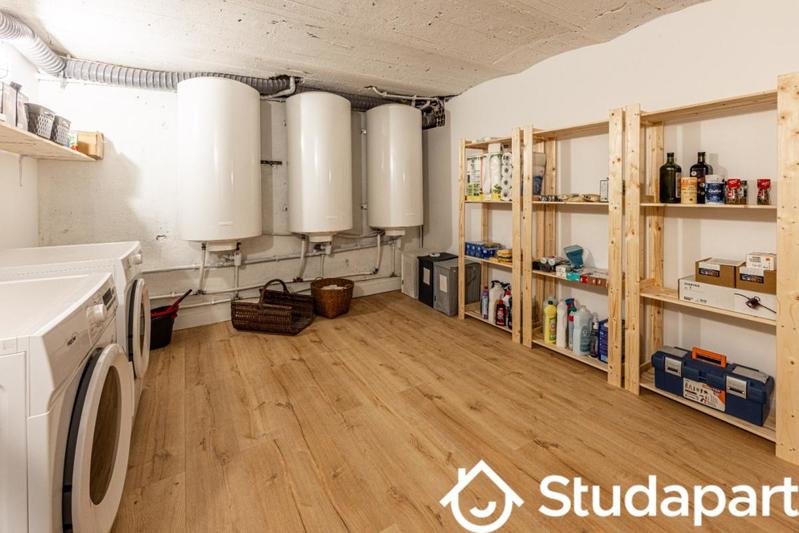 Chambre - 12 m² - 1 pièce