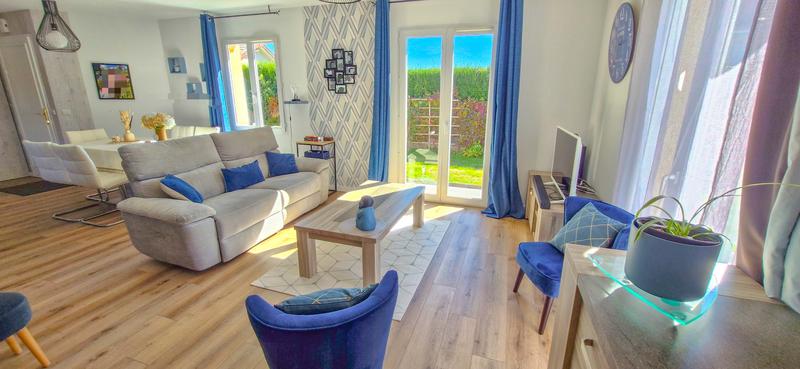 Maison - 95 m² - 5 pièces