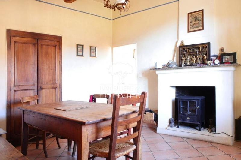 Propriété - 270 m² - 14 pièces