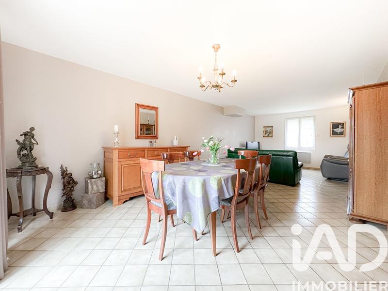 Maison - 90 m² - 5 pièces