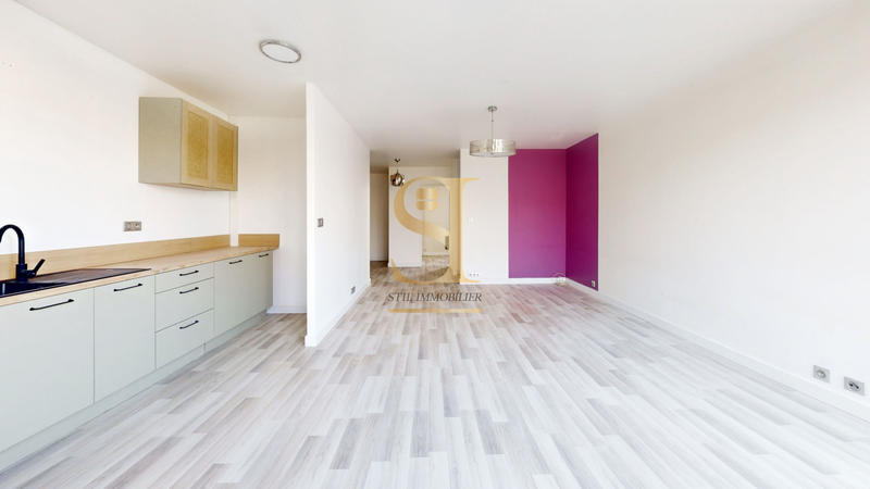 Appartement - 92 m² - 5 pièces