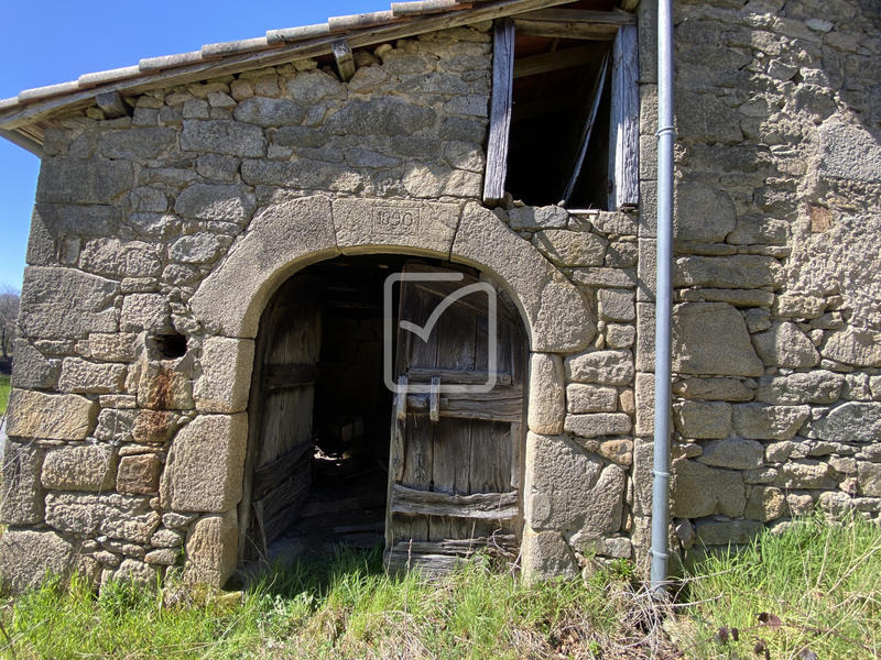 Maison - 150 m² - 3 pièces