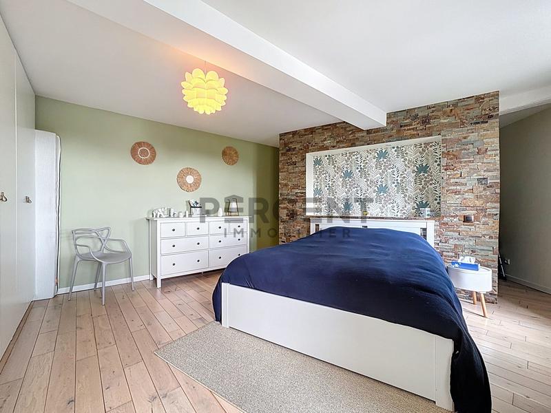 Maison - 190 m² - 6 pièces